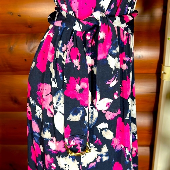 Ellen Tracy Sleeveless flower design dress. Size Medium with belt - Picture 6 of 7